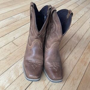 Women’s Brown Cowgirl Boots